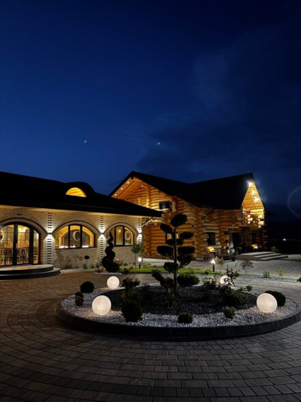 cazare bucovina vama suceava sarbatori piscina jacuzzi restaurant