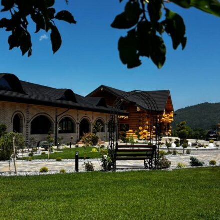 cazare bucovina vama suceava sarbatori piscina jacuzzi restaurant
